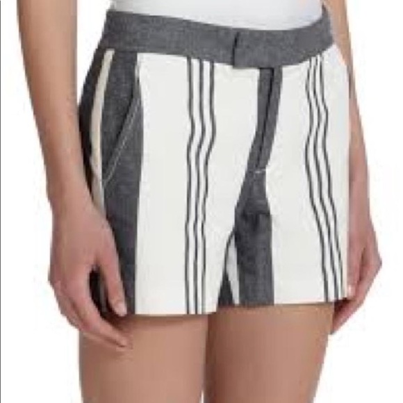 Vince. Striped Short | Grey & White Striped | Size 10 - Picture 8 of 9